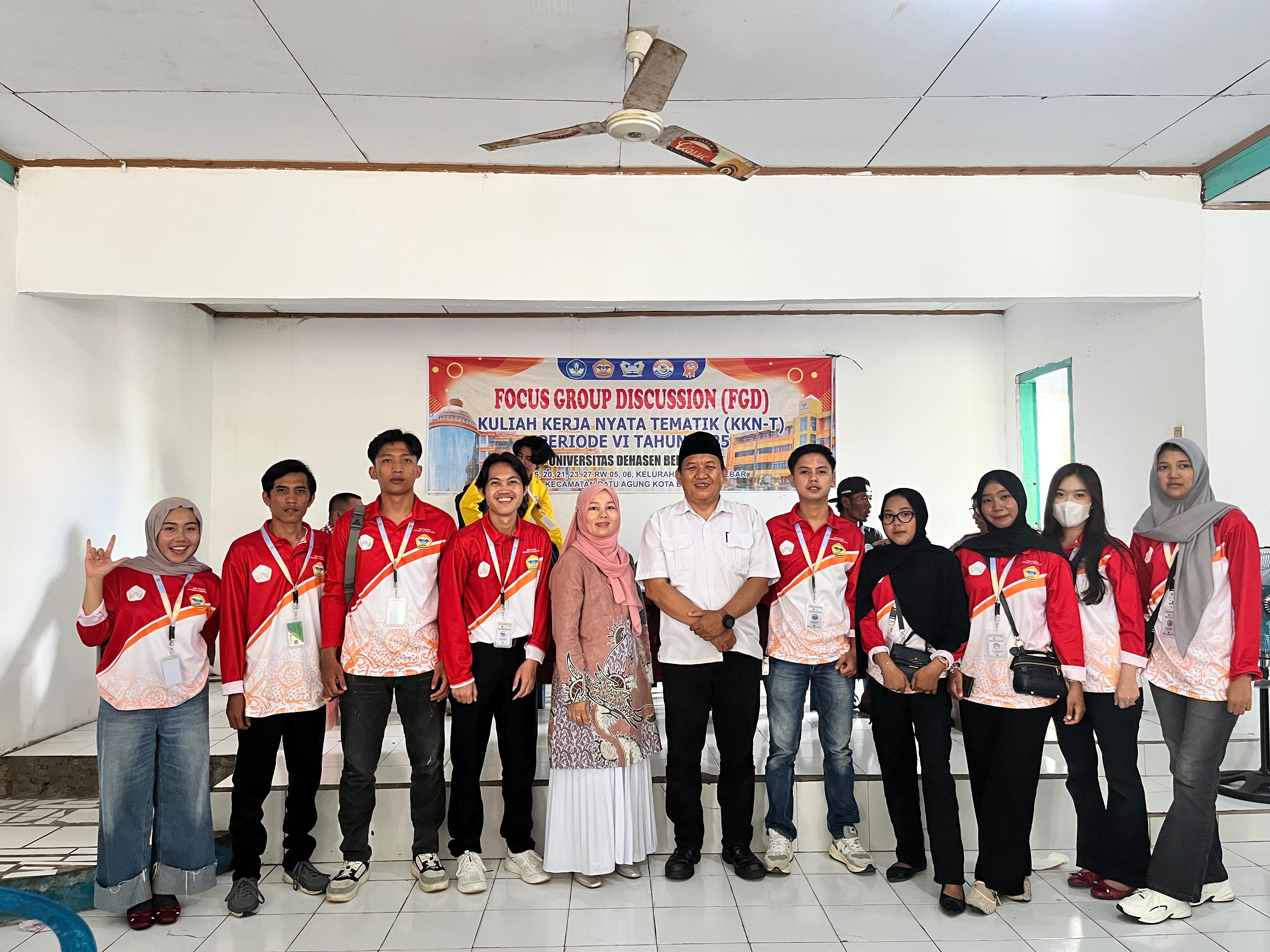 PEMAPARAN PROKER KELOMPOK 18 RT 28 RW 07 SAWAH LEBAR KOTA BENGKULU 