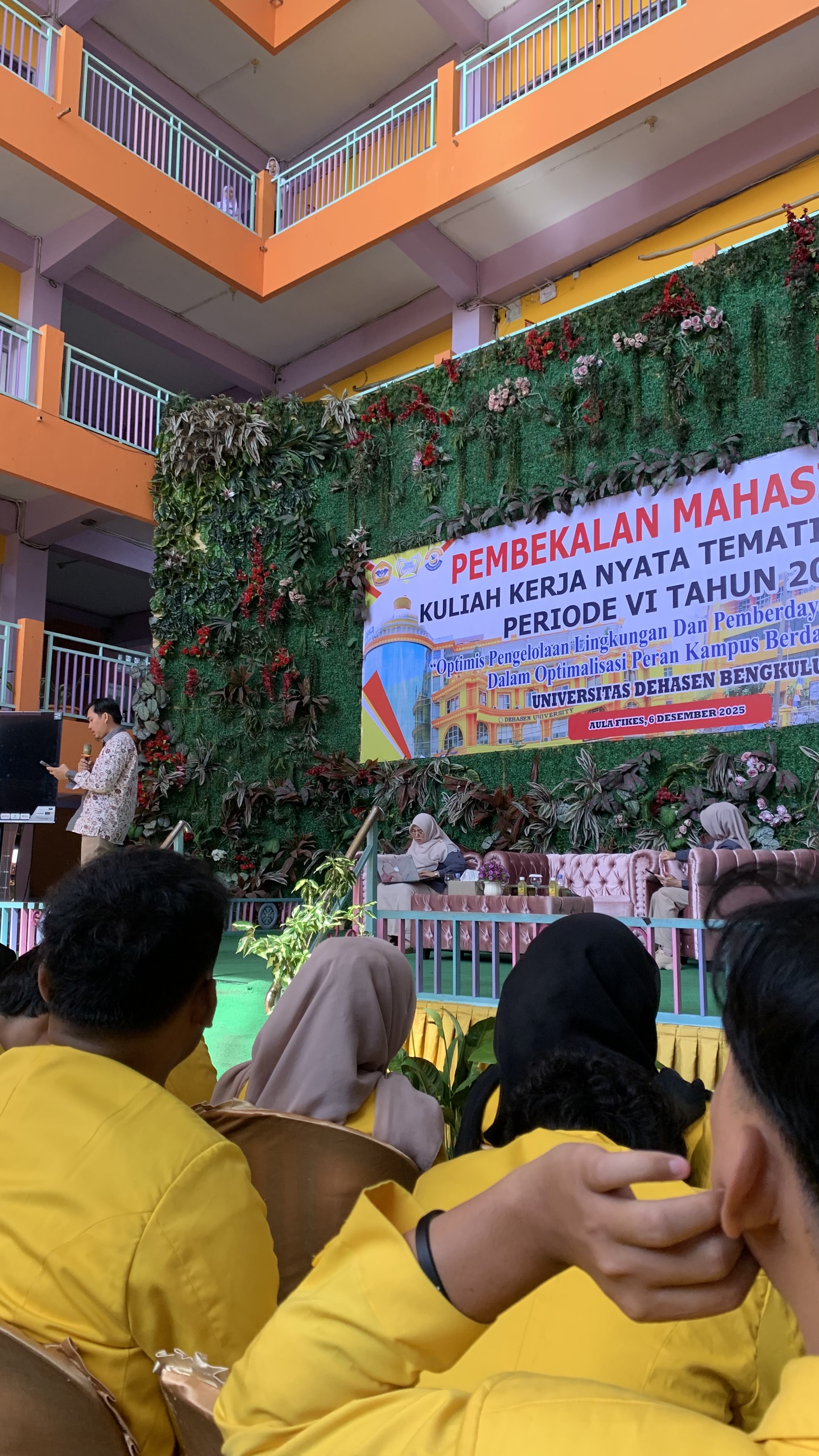 Pembekalan Mahasiswa KKN-T