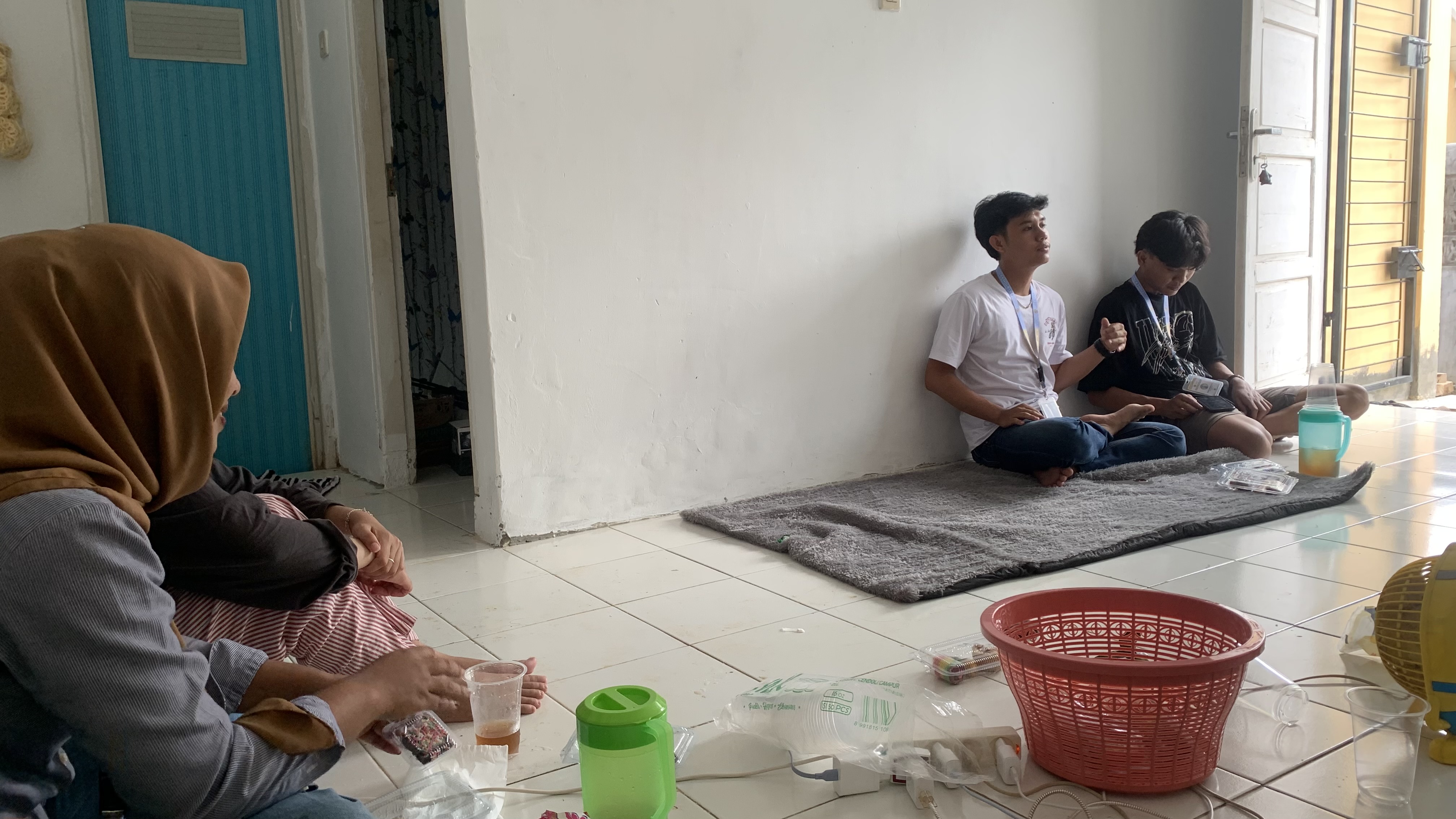 Kunjungan ketua kelompok 24