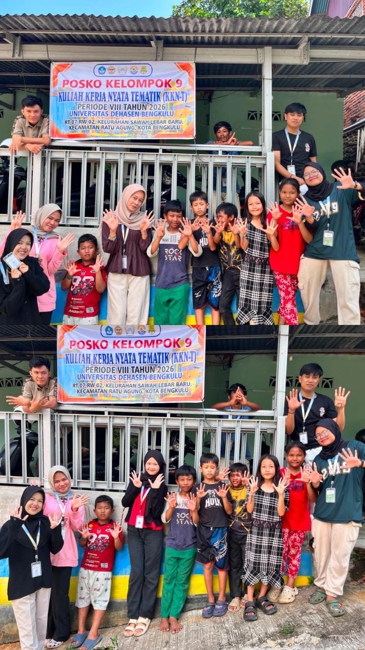Pemasangan spanduk posko KKN-T VIII kelompok 9 & foto bersama anak-anak RT 07