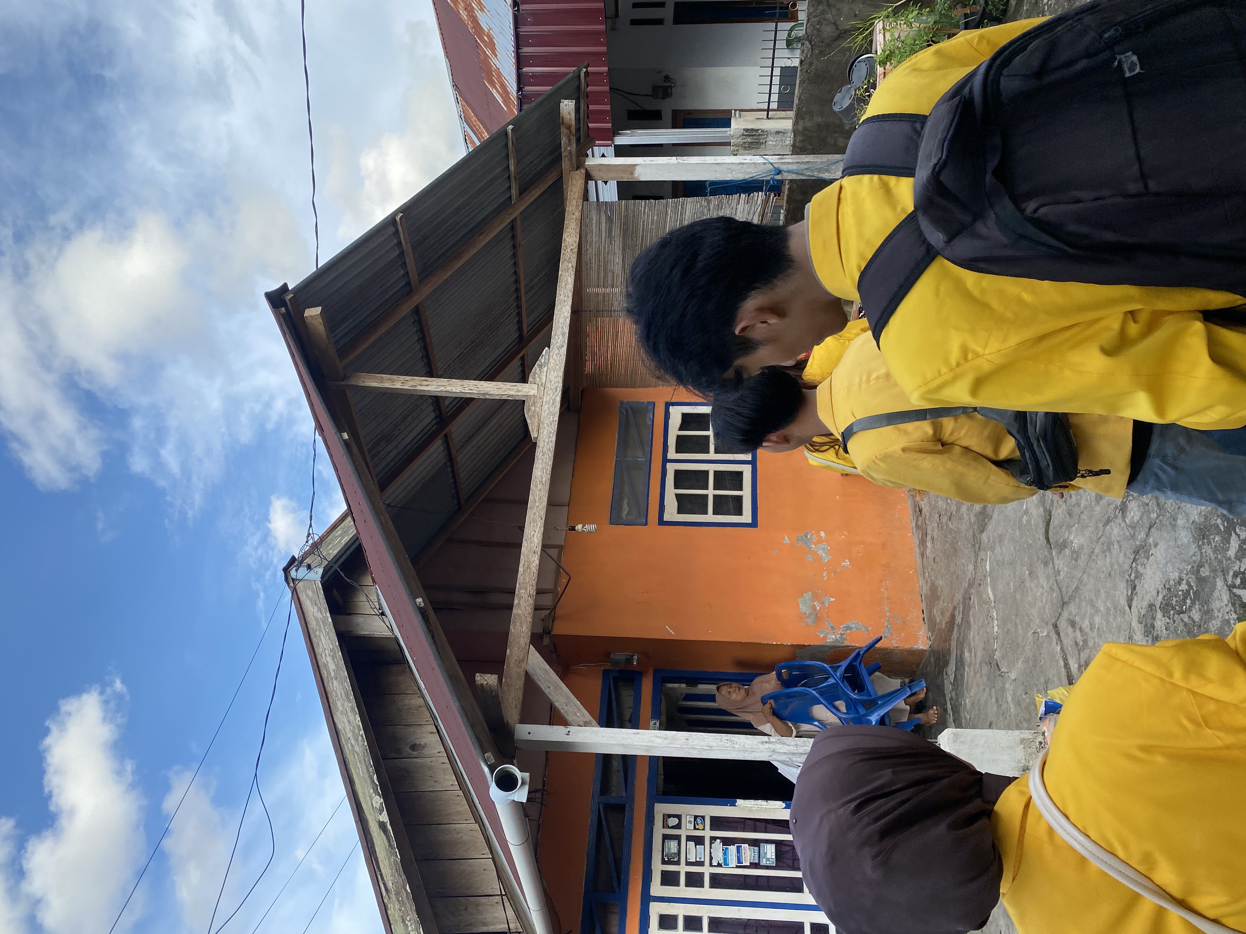 Kunjungan kerumah rumah warga 01 sawah lebar 