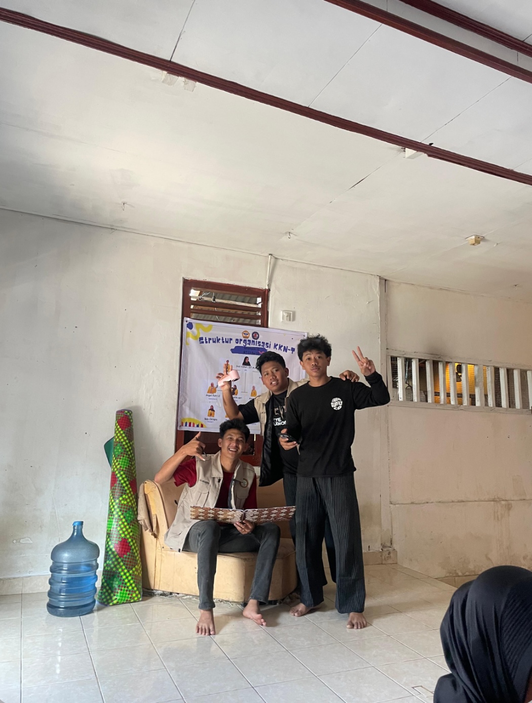Kunjungan Silaturahmi Tamu Bersama Kelompok KKN 13 