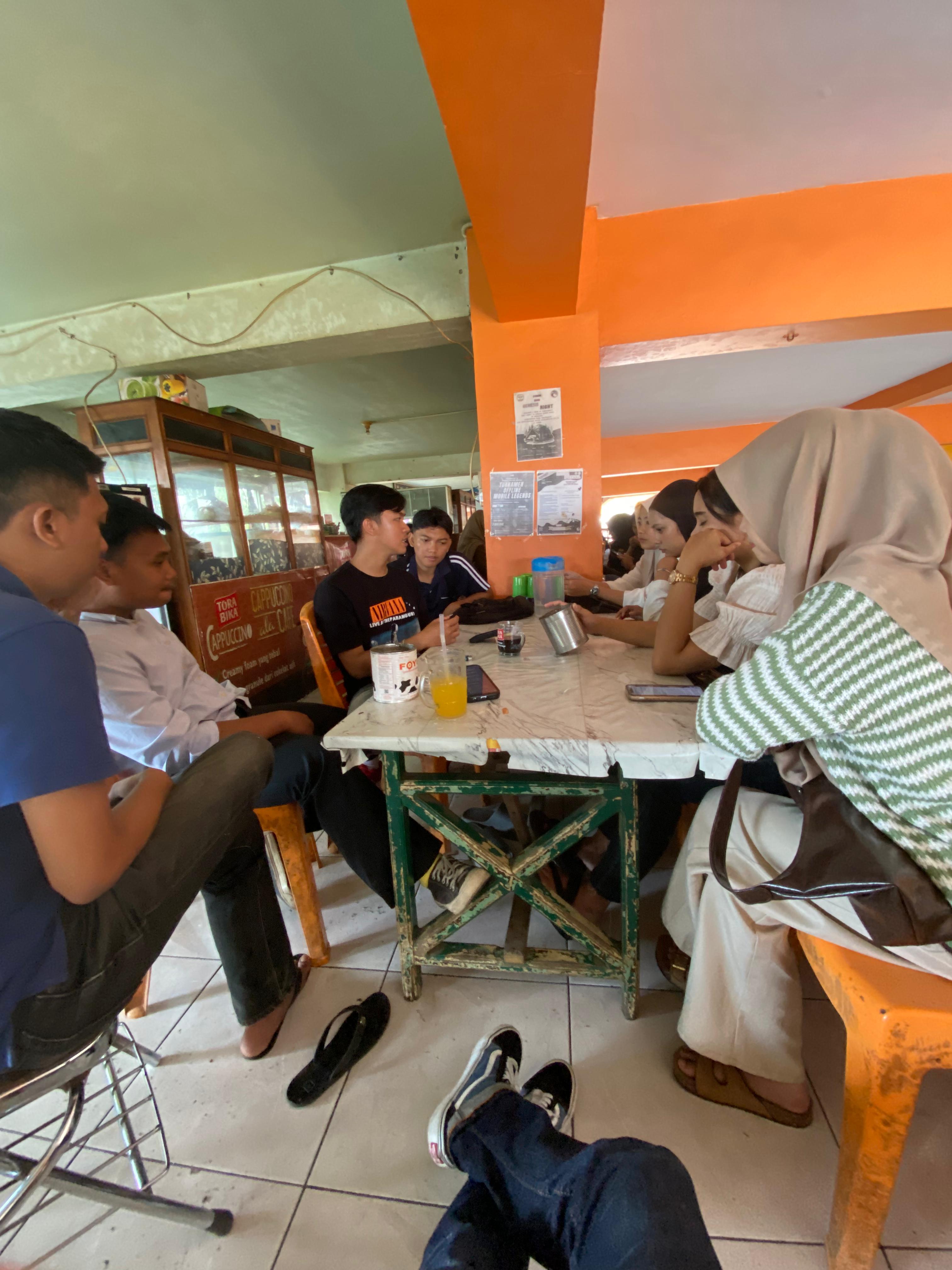 Menentukan program kerja KKN 