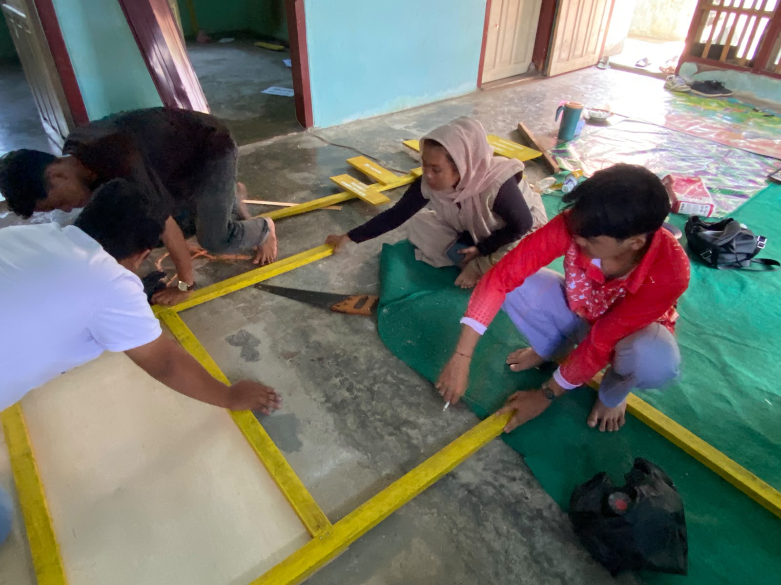 pembuatan proker papan edukasi sampah