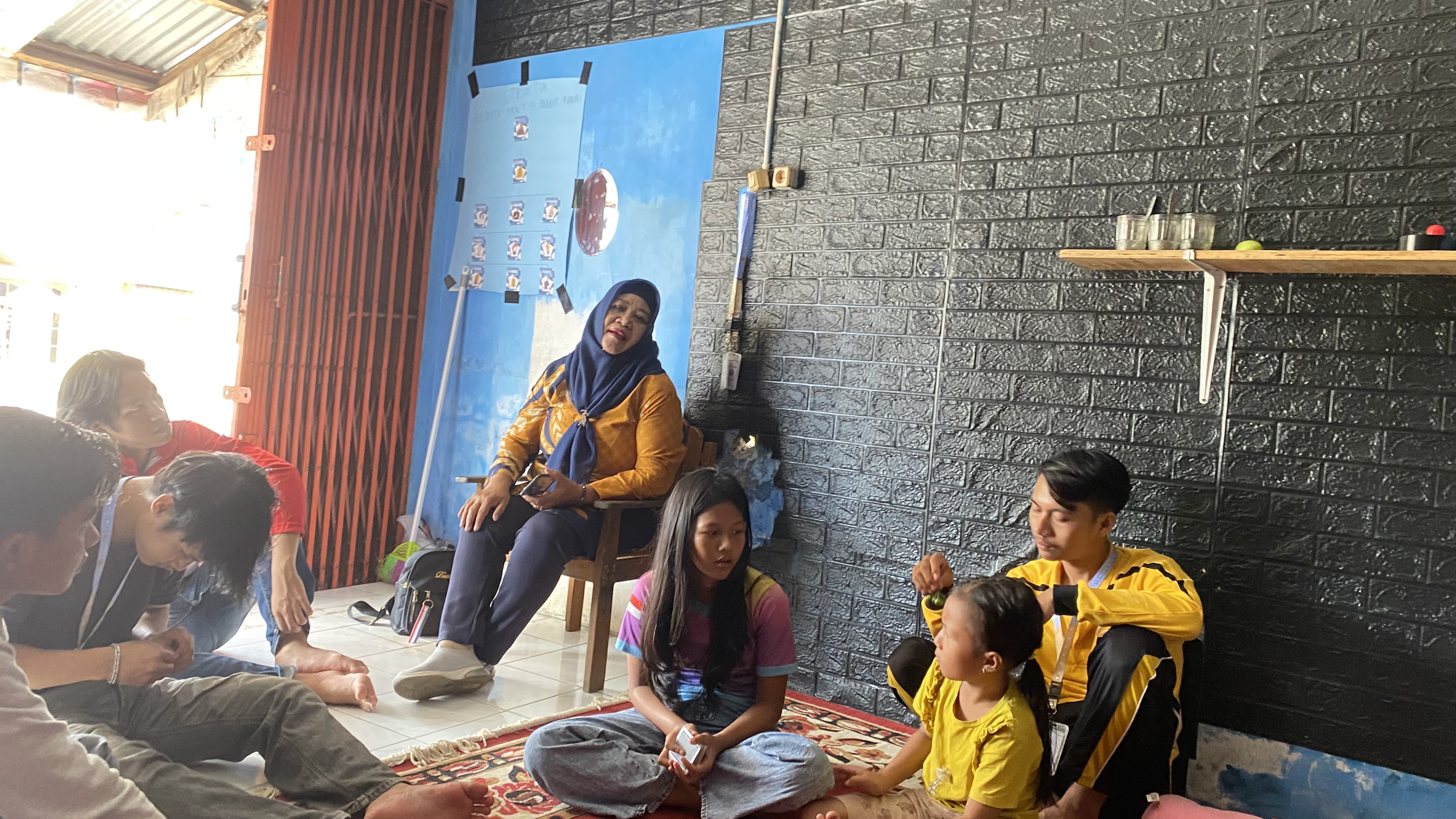 Monitoring dosen dpl kkn-t kelompok 53  di posko 