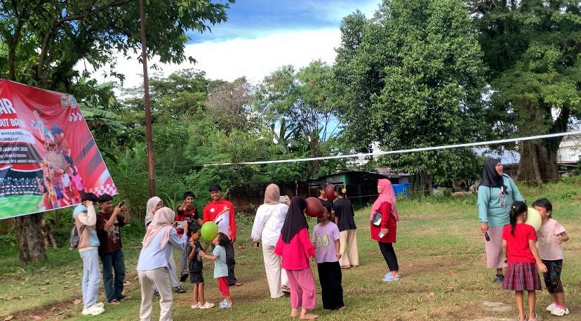 Kegiatan lomba anak anak di kelurahan anggut bawah