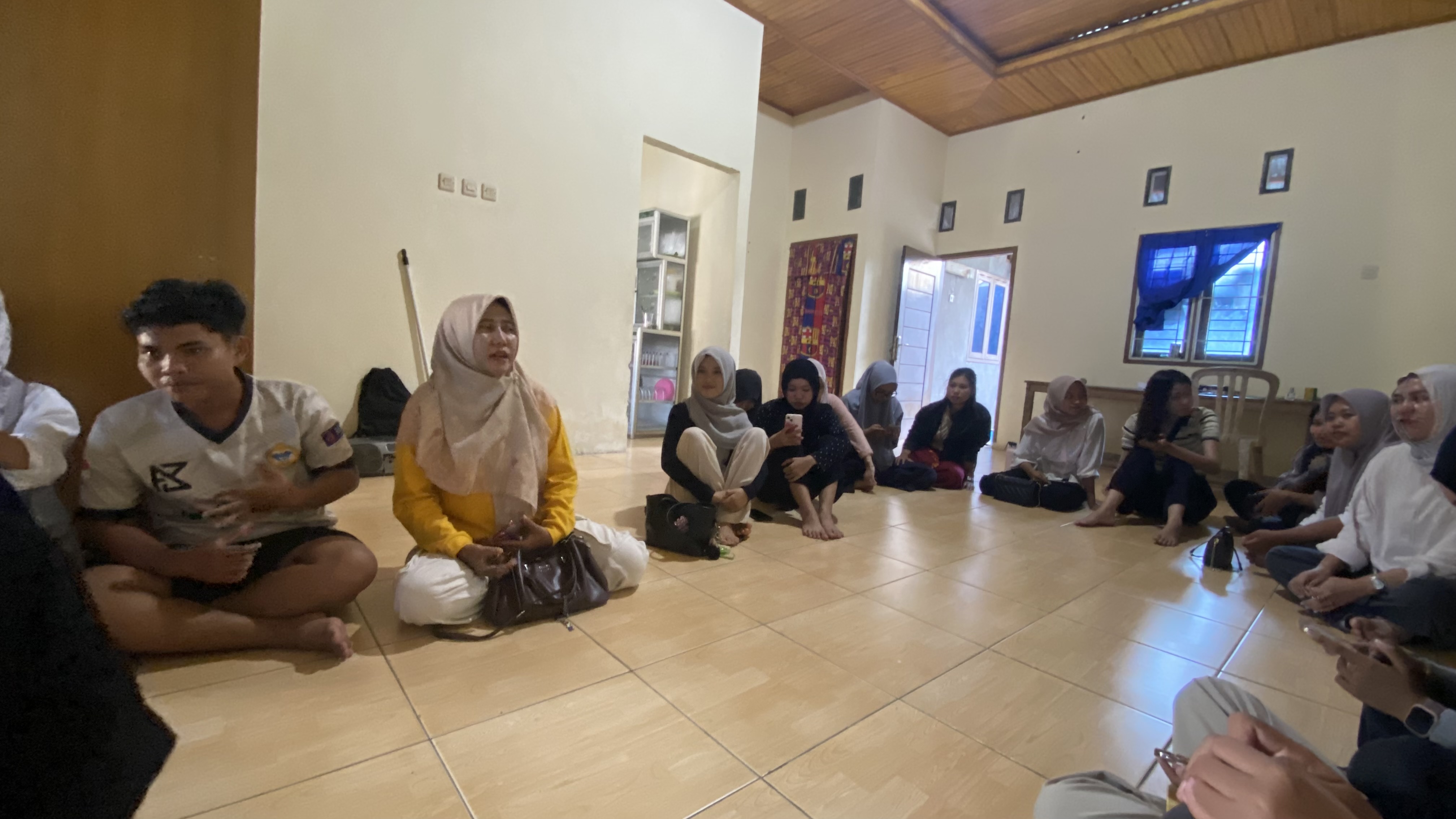 Rapat FGD 2 Bersama DPL