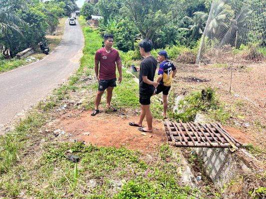 Cek lokasi pembuatan taman