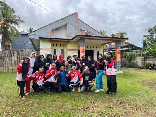 Foto bersama ibu ibu 